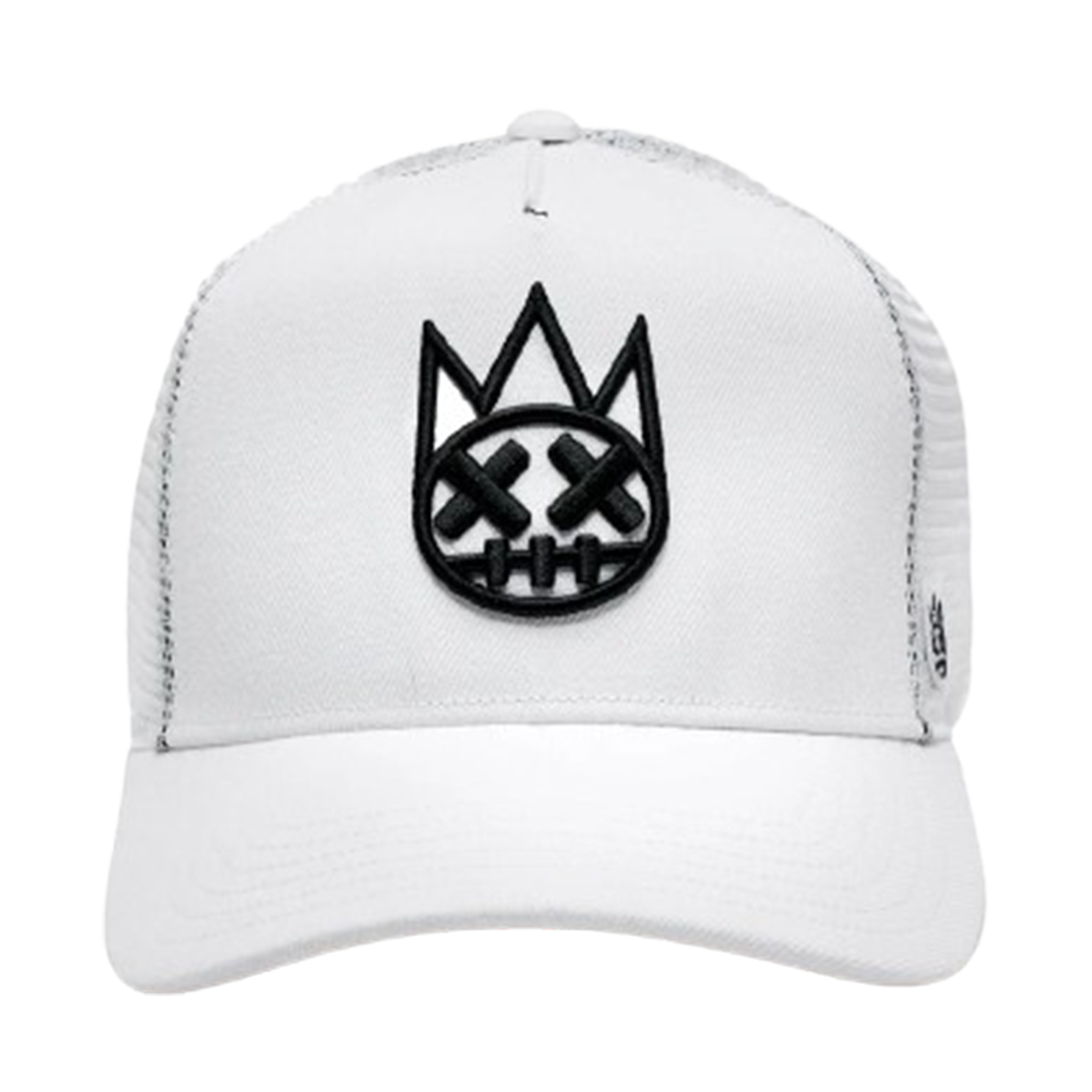 MESH BACK TRUCKER CURVED VISOR CAP IN WHITE