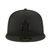 New Era New York Yankees Black On Black 59/50 Fitted Hat