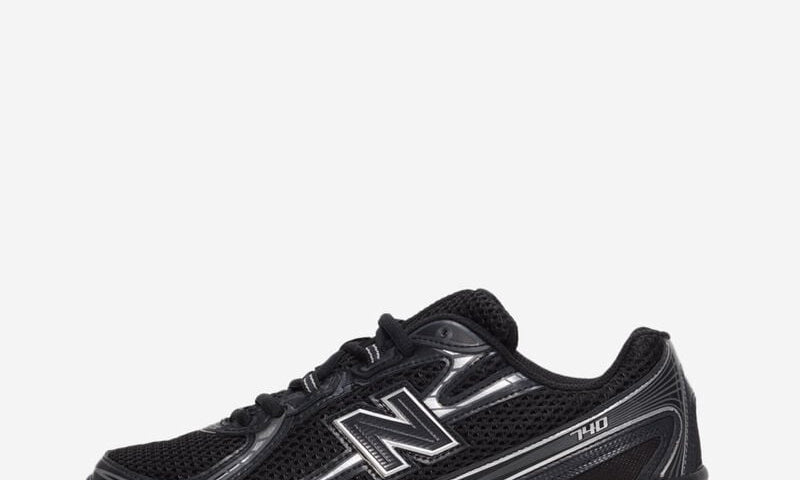 New Balance 740 Grade School Black Silver GR740BM image 1